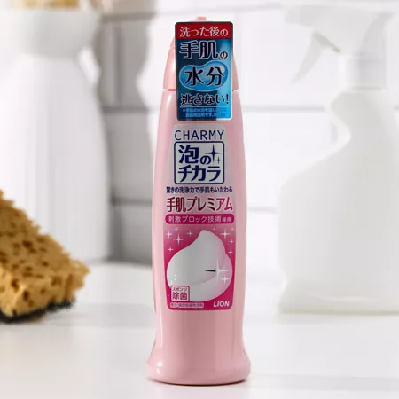 Средство для мытья посуды LION "Сharmy Hand Skin Premium" с ухаживающими компонентами (240 мл.) Средство для мытья посуды LION "Сharmy Hand Skin Premium" с ухаживающими компонентами (240 мл.)