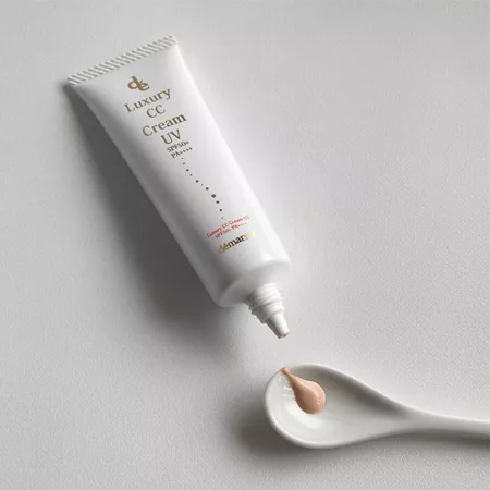 Легкий тонирующий санскрин DEMARRER Luxury CC Cream UV, SPF50+ PA++++ (40 гр)