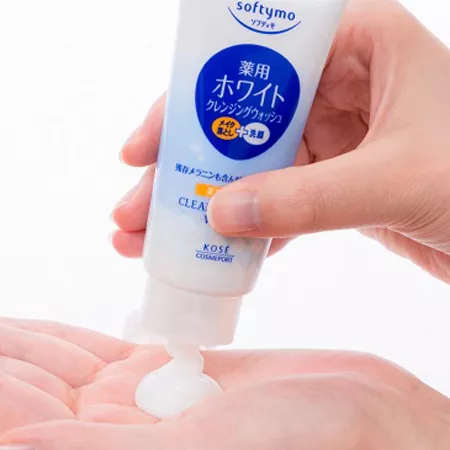 Пенка KOSE Softymo для глубокого очищения, отбеливающая (190 гр.)