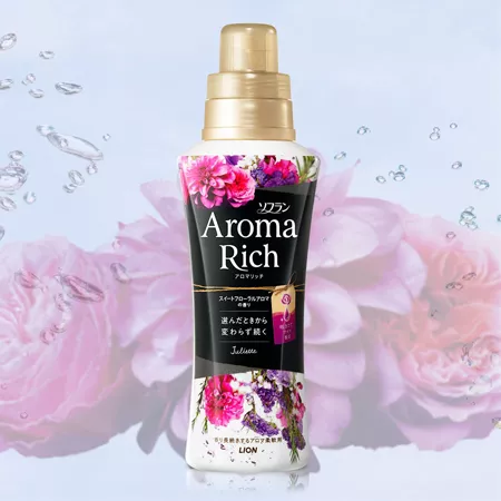 Парфюмированный кондиционер для белья LION "Soflan Aroma Rich Juliette" (480 мл) Парфюмированный кондиционер для белья LION "Soflan Aroma Rich Juliette" (480 мл)