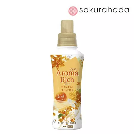 Парфюмированный кондиционер для белья LION "Soflan Aroma Rich Osmanthus" (400 мл)