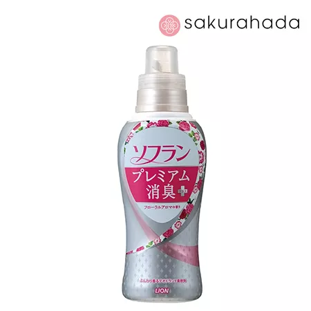 Дезодорирующий кондиционер для белья LION Soflan Aroma Soap с ароматом цветов (550 мл.)