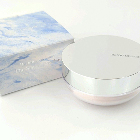 Пудра BIJOU DE MER The Serum Powder BEAUTE INVARIANTE с ухаживающими компонентами (15 гр.)