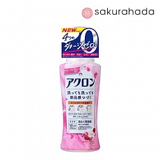Жидкое средство LION "Acron" для стирки деликатных тканей с ароматом цветов (450 мл.)